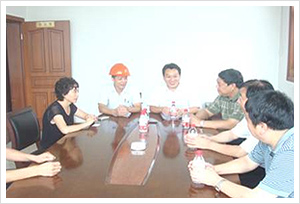 辉县金河石墨董事长陪同辉县市副市长到星球石墨