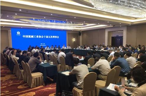 热烈祝贺南通星球石墨设备有限公司入选成为中国氯碱工业协会理事单位